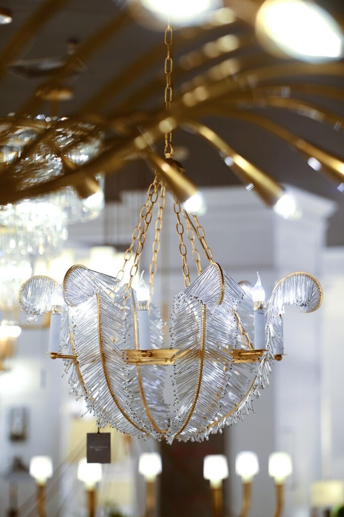 家庭での転倒予防に効果的な照明の選び方は？