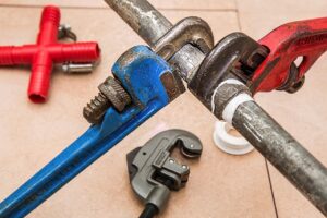 転倒予防のための介護リフォームに使える補助金はいつ申請できる？
